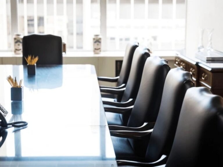 Beyond Boardroom: Modern Role of Chairmen in Organisations